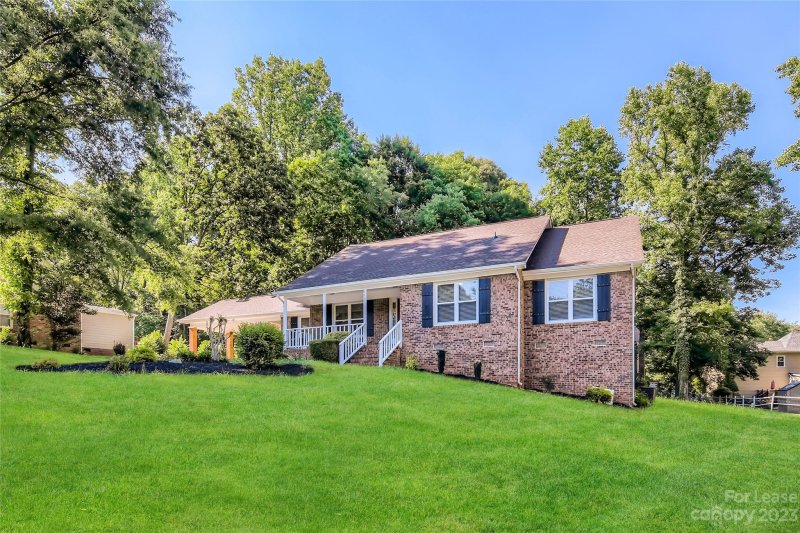 Property image 2 at 6837 Van De Rohe Drive, Charlotte, NC 28215