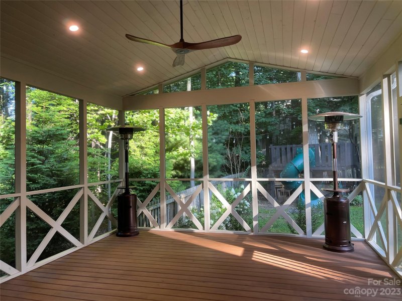 Property image 3 at 208 Windsor Forest Circle, Fletcher, NC 28732