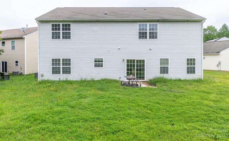 Property image 4 at 3305 Mortemer Lane, Charlotte, NC 28262