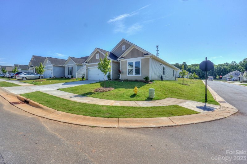 Property image 3 at 7162 Indigo Way, Denver, NC 28037