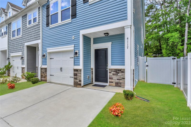 Property image 3 at 4117 Ahan Drive, Charlotte, NC 28210