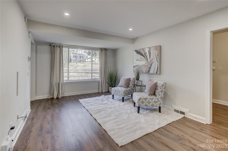 Property image 4 at 3325 Eastwood Drive, Charlotte, NC 28205