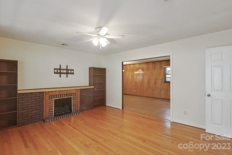 Property image 5 at 309 S Toria Drive, Statesville, NC 28625