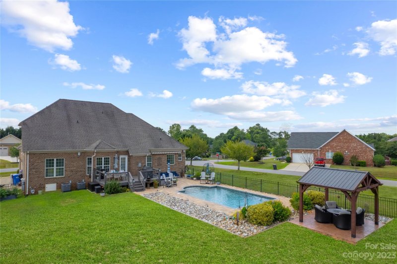 Property image 2 at 133 Mills Plantation Circle, Troutman, NC 28166