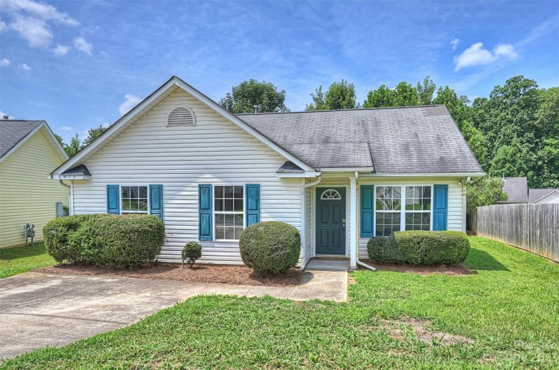 5413 Morning Breeze Lane