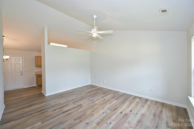 Property image 3 at 5413 Morning Breeze Lane, Charlotte, NC 28208