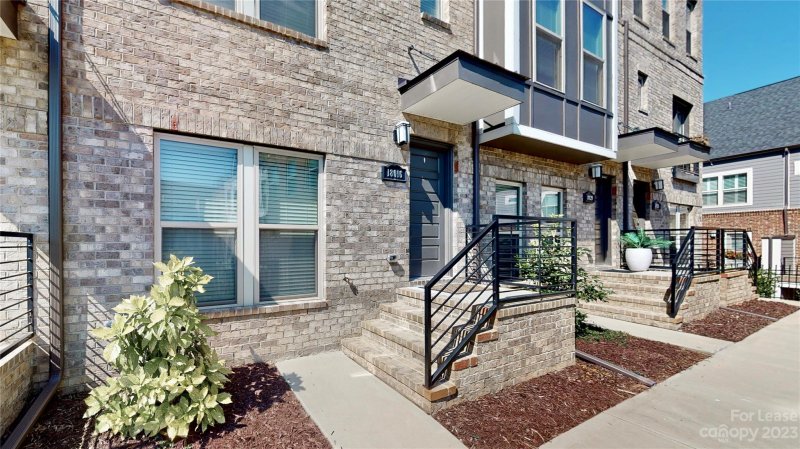 Property image 2 at 18016 Nolita Lane, Charlotte, NC 28204