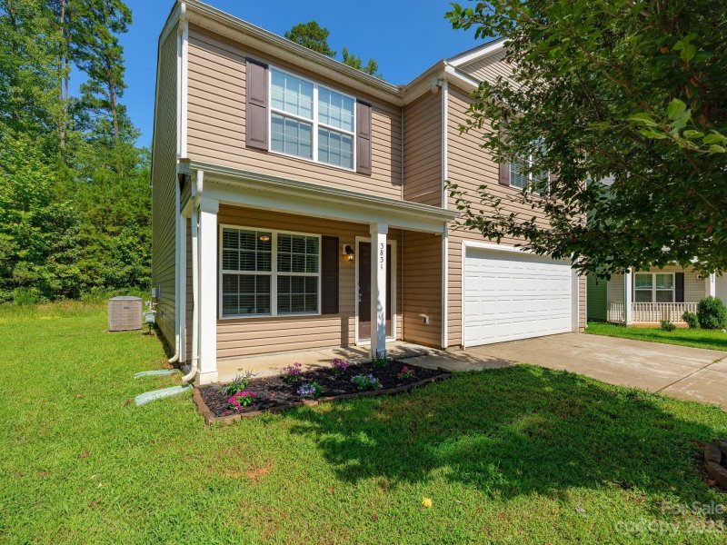 Property image 3 at 3831 Alexander Forest Drive, Charlotte, NC 28269