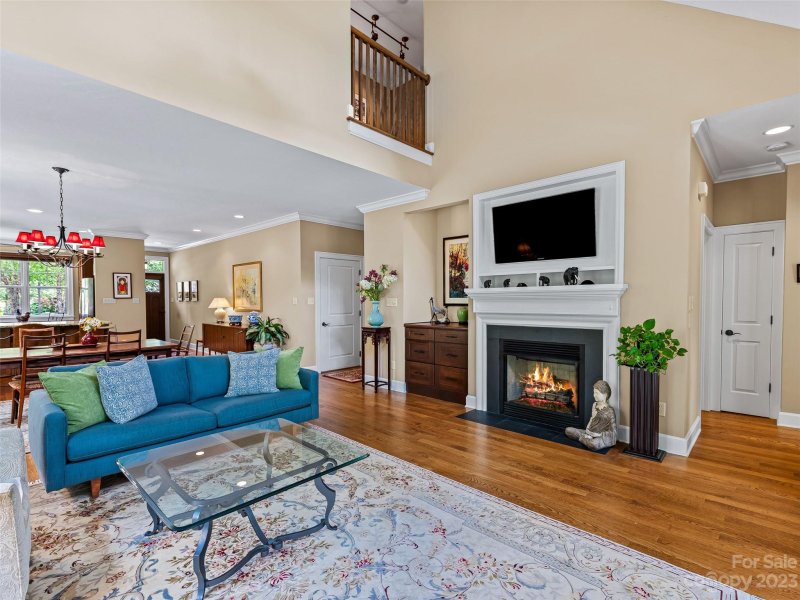 Property image 4 at 54 Meadow Village Lane, Asheville, NC 28803