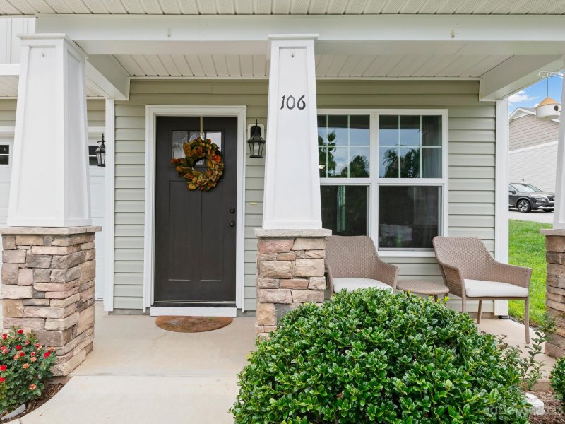 Property image 4 at 106 Monmouth Way, Candler, NC 28715