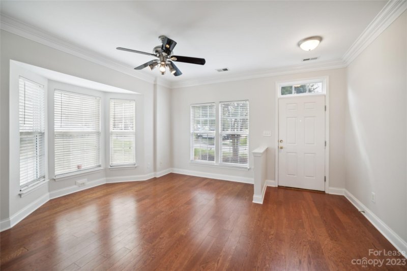 Property image 3 at 7994 Mariners Pointe Circle, Denver, NC 28037