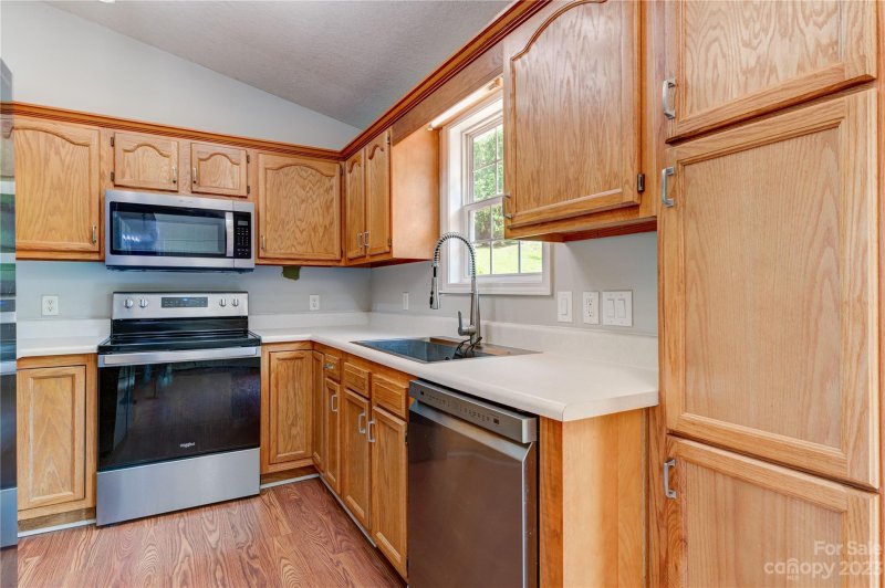 Property image 5 at 142 Ridge Brook Drive, Weaverville, NC 28787