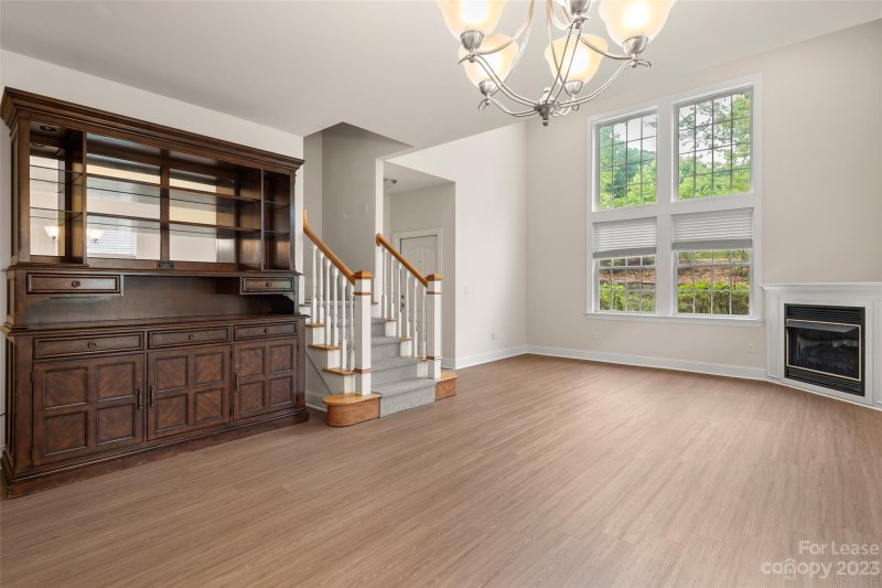 Property image 3 at 8 Trafalgar Circle, Asheville, NC 28805