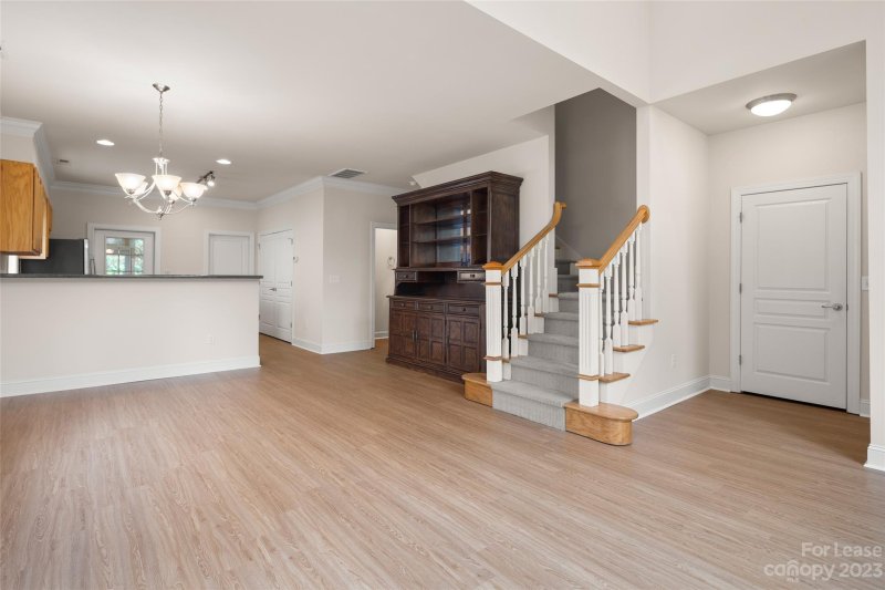 Property image 5 at 8 Trafalgar Circle, Asheville, NC 28805