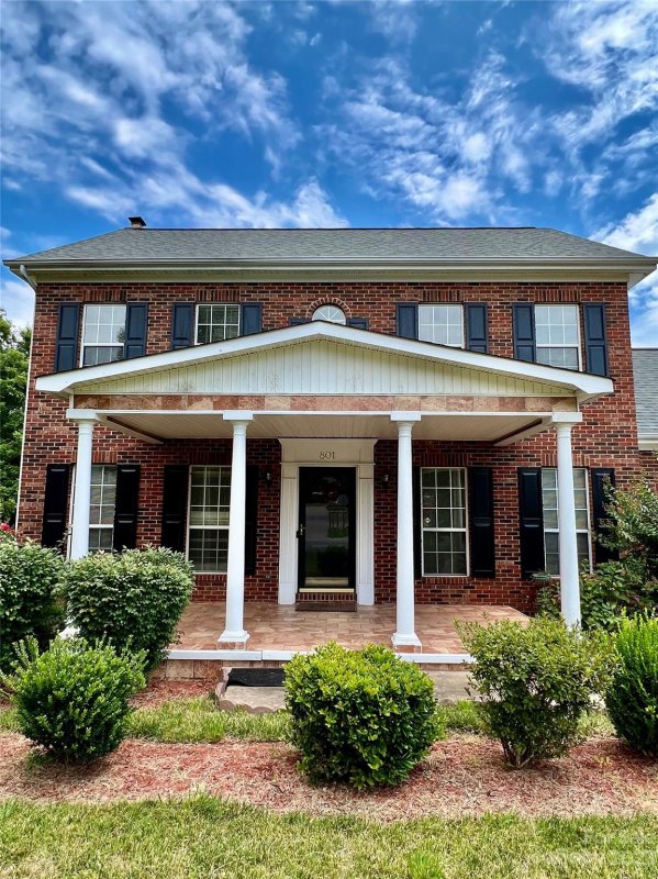 Property image 3 at 801 Yorkdale Drive, Charlotte, NC 28217