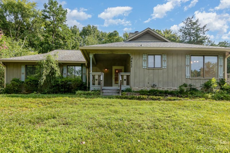 8433 Rittenhouse Circle