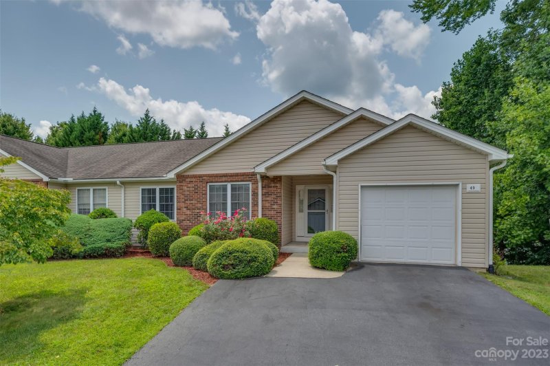 49 N Woodridge View Court