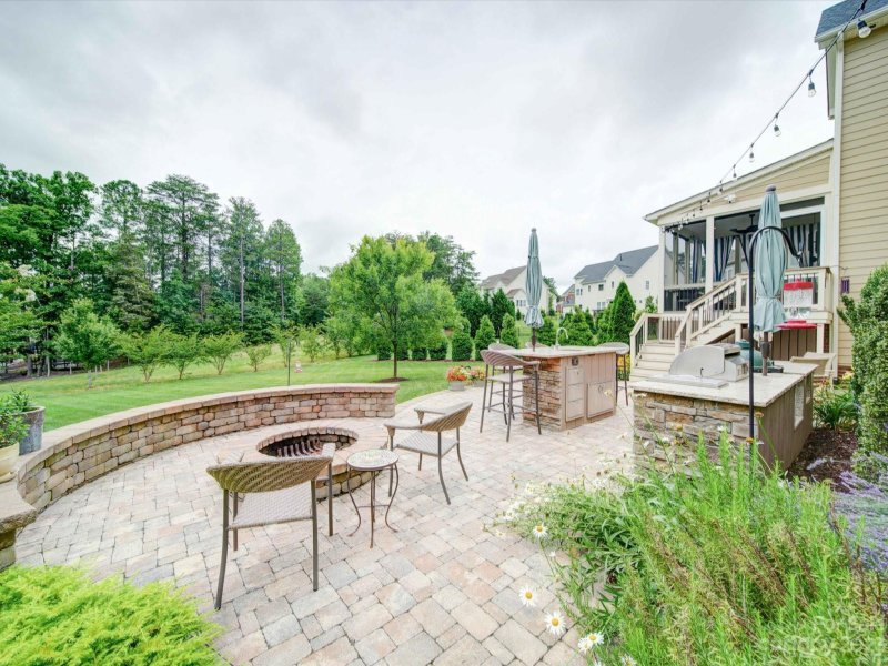Property image 4 at 192 Monteray Oaks Circle, Fort Mill, SC 29715