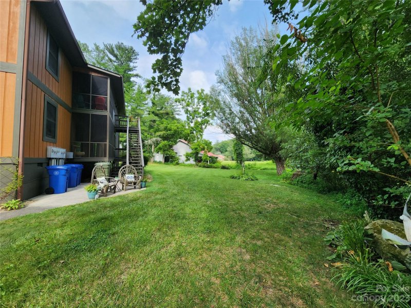 Property image 2 at 1743 Haywood Manor Road, Hendersonville, NC 28791