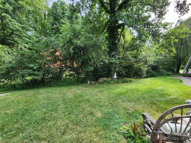 Property image 3 at 1743 Haywood Manor Road, Hendersonville, NC 28791