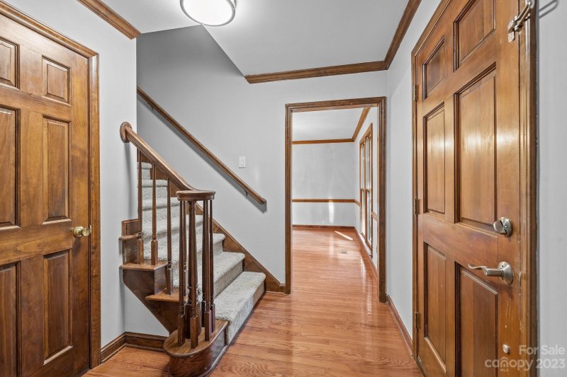 Property image 4 at 6828 Van De Rohe Drive, Charlotte, NC 28215