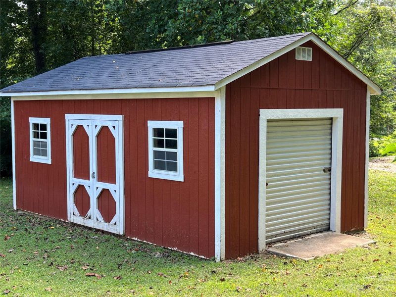 Property image 4 at 1502 Longbow Drive, Kannapolis, NC 28081