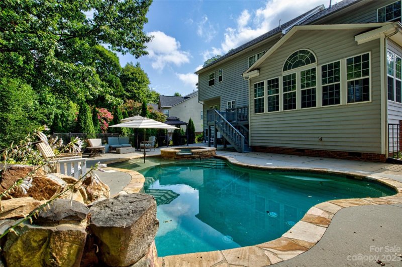 Property image 3 at 112 Huntly Lane, Mooresville, NC 28115