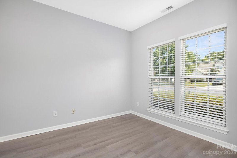 Property image 3 at 124 Gabriel Drive, Mooresville, NC 28115