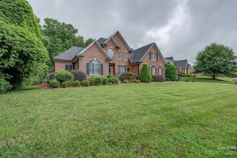 Property image 3 at 3724 Sand Wedge Drive, Gastonia, NC 28056