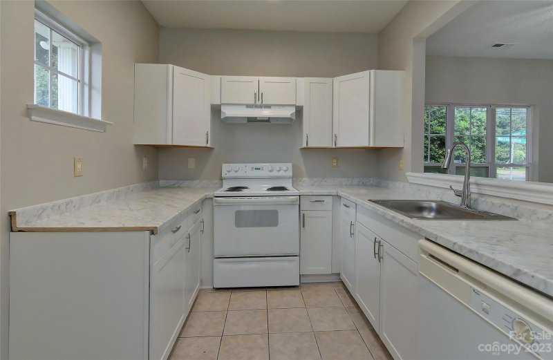 Property image 4 at 6420 Mallard View Lane, Charlotte, NC 28269