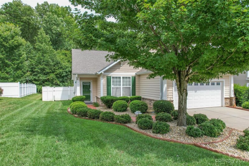 Property image 3 at 143 Whitley Mills Road, Fort Mill, SC 29708