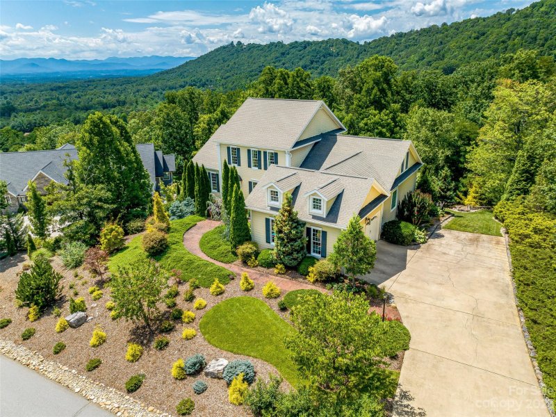 Property image 4 at 36 High Bluff Drive, Weaverville, NC 28787