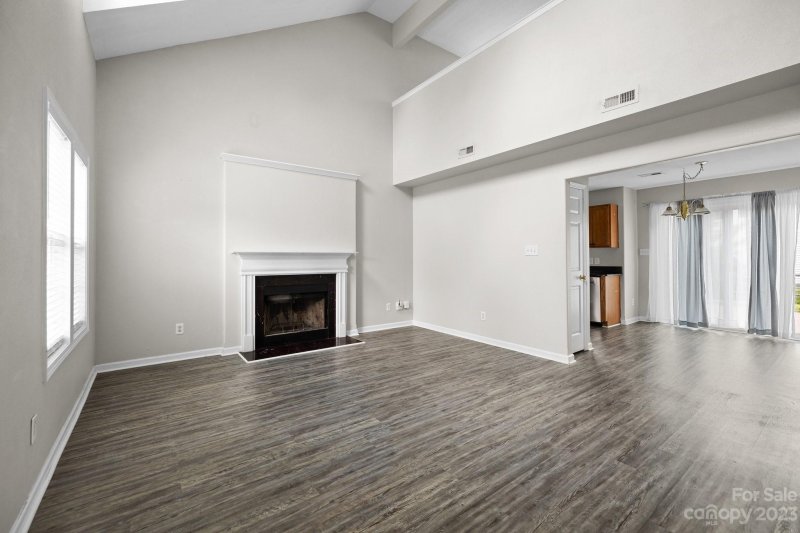 Property image 3 at 1022 Hipp Road, Charlotte, NC 28216