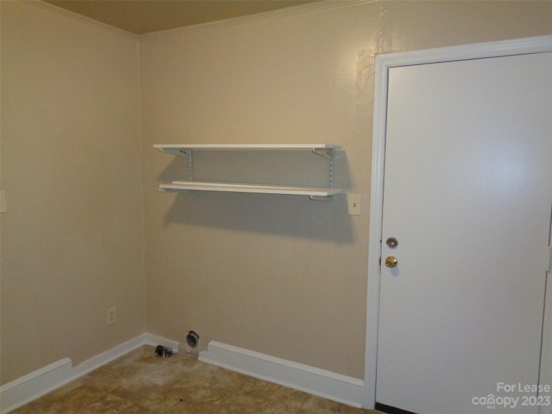 Property image 5 at 3909 Barlowe Road, Charlotte, NC 28208