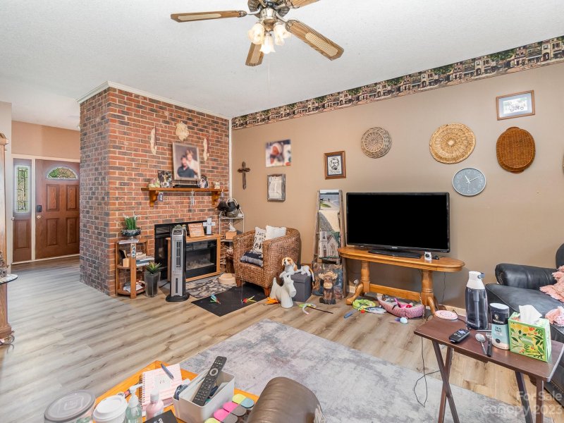 Property image 4 at 5601 Old Wicke Lane, Charlotte, NC 28208