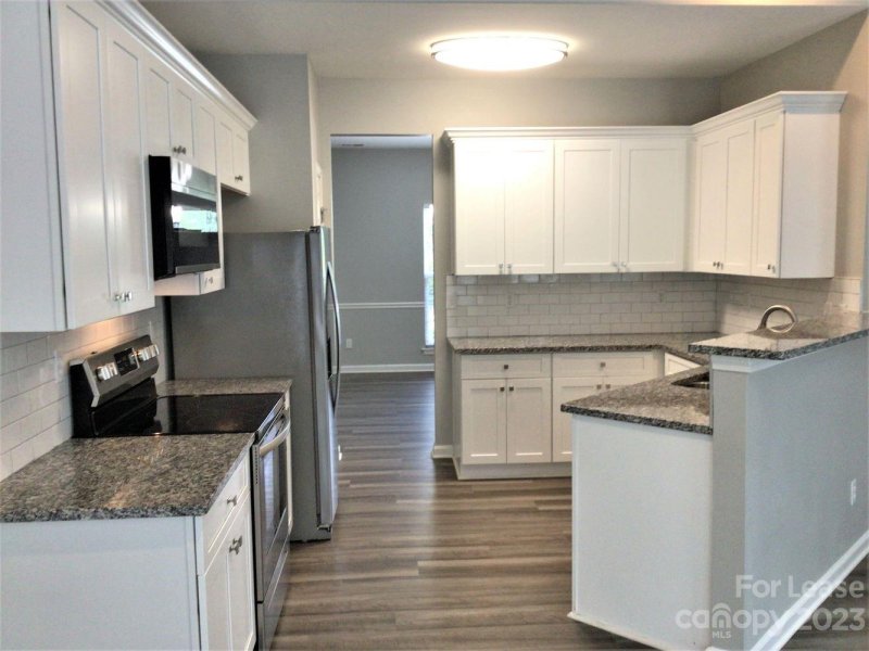 Property image 4 at 6327 Creek Breeze Road, Charlotte, NC 28269