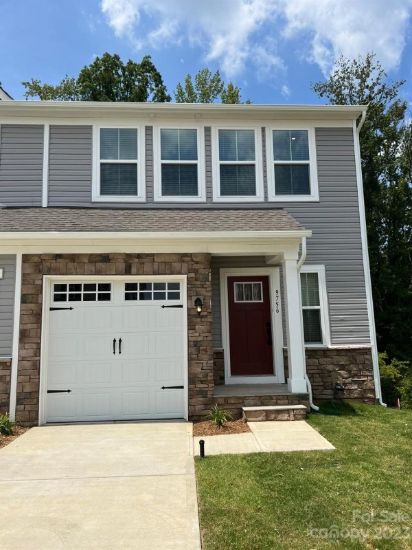 9756 Oaklawn Boulevard