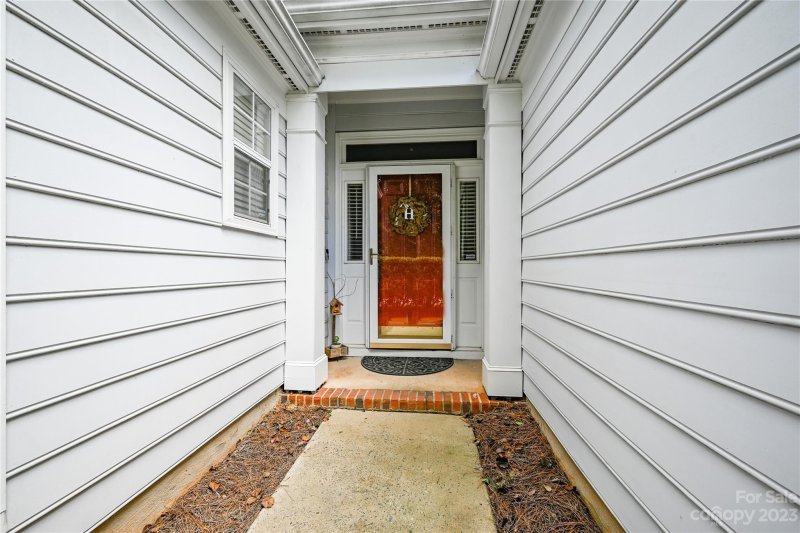 Property image 2 at 8422 Galena View Drive, Charlotte, NC 28269