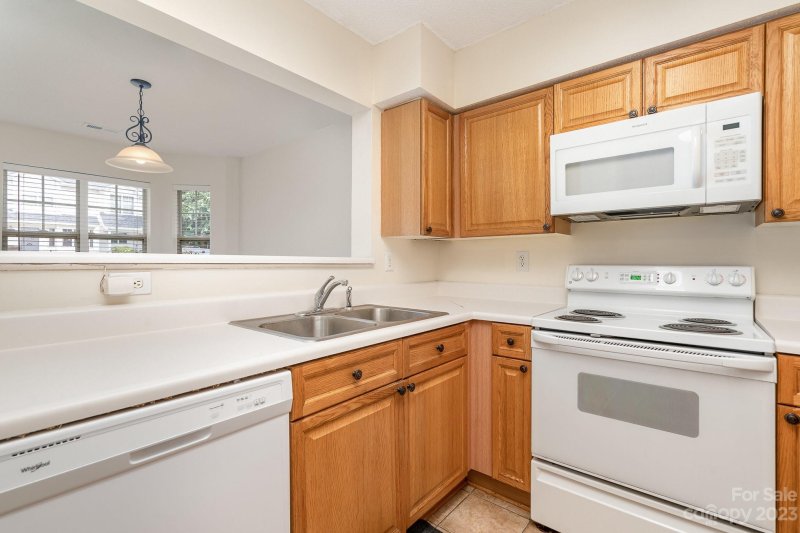 Property image 3 at 4164 Melrose Club Drive, Matthews, NC 28105