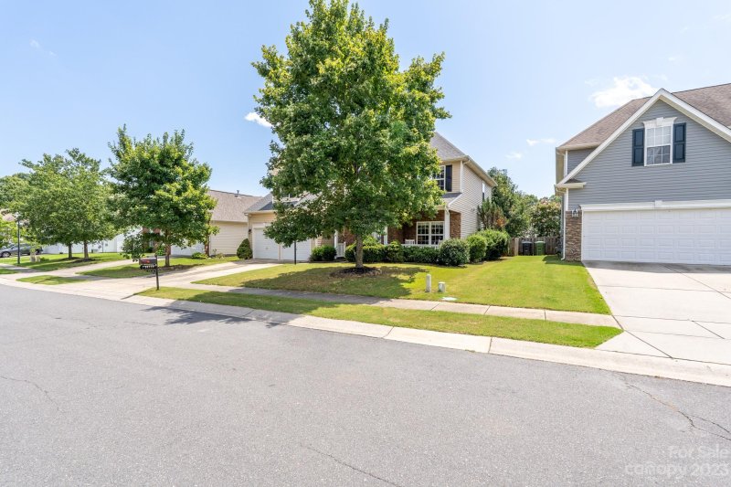 Property image 3 at 14719 Watertrace Drive, Charlotte, NC 28278
