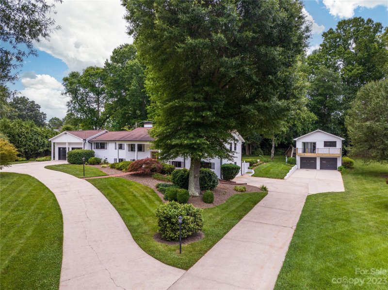 Property image 4 at 607 School Street, Maiden, NC 28650