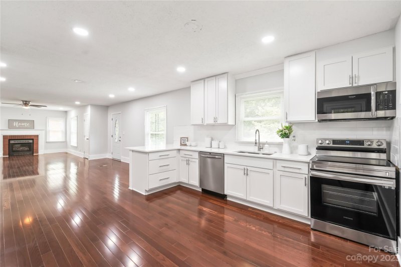 Property image 4 at 518 Beverly Drive, Gastonia, NC 28054