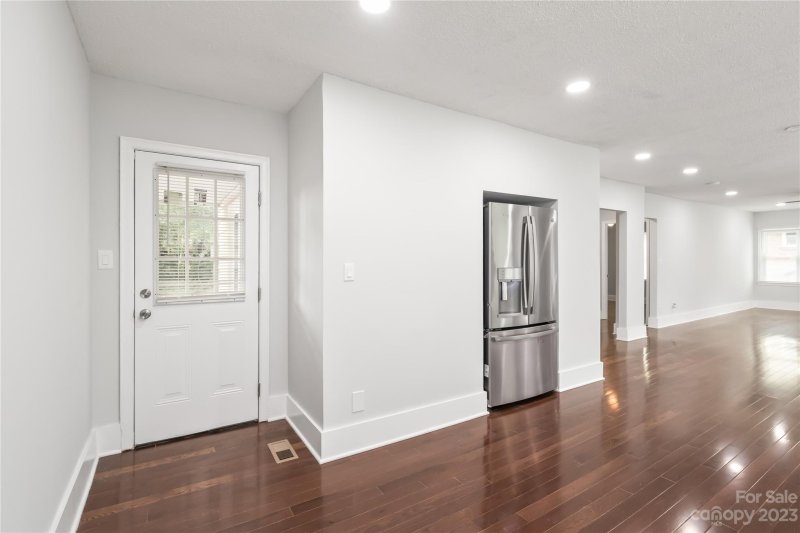 Property image 5 at 518 Beverly Drive, Gastonia, NC 28054