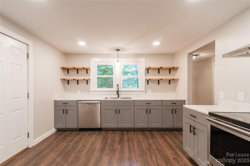 Property image 5 at 1108 W Walnut Avenue, Gastonia, NC 28052