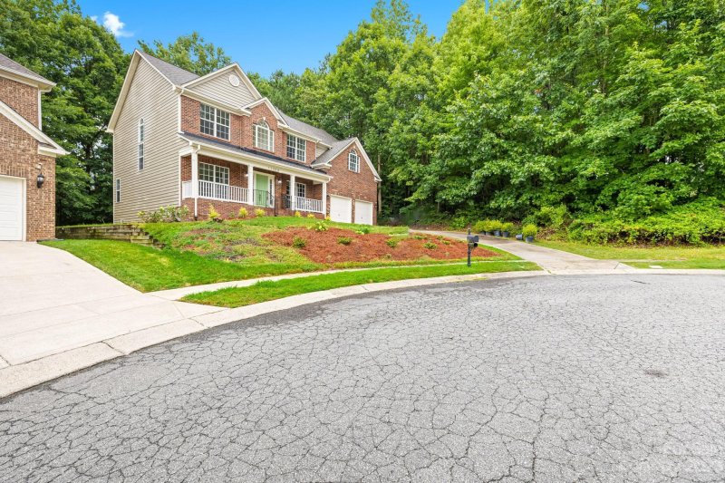 Property image 3 at 11306 Mangla Drive, Charlotte, NC 28214