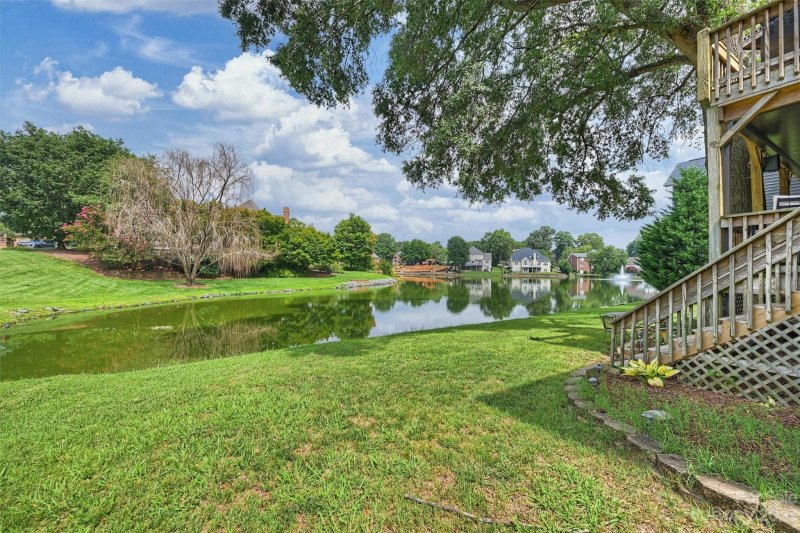 Property image 2 at 421 Cranborne Chase Drive, Fort Mill, SC 29708