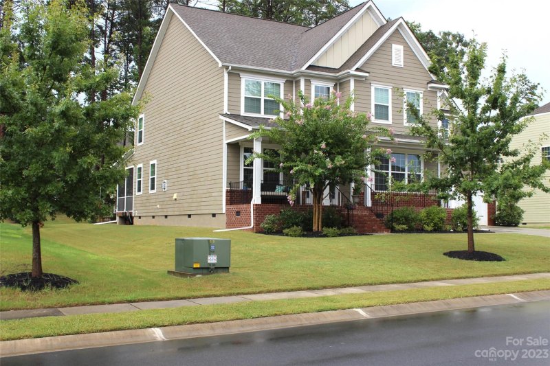 Property image 2 at 13430 Hyperion Hills Lane, Charlotte, NC 28278