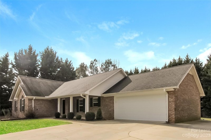 Property image 4 at 255 Collingswood Road, Mooresville, NC 28117