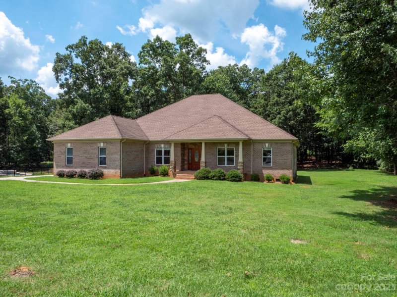 4900 Campobello Drive