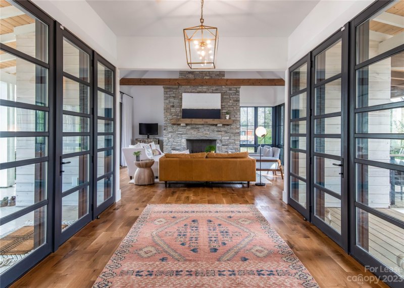 Property image 3 at 25 Wandering Oaks Way, Asheville, NC 28805